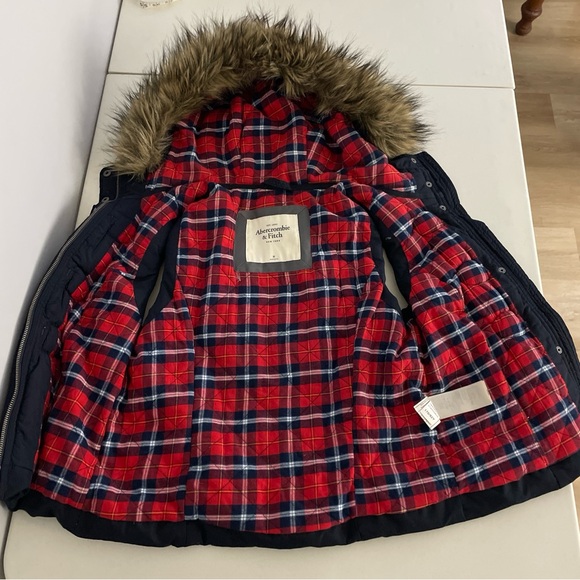 Abercrombie & Fitch Jackets & Blazers - Abercrombie & Fitch Vintage Puffer Vest Hooded Fur Trim Medium Down Filled Y2K